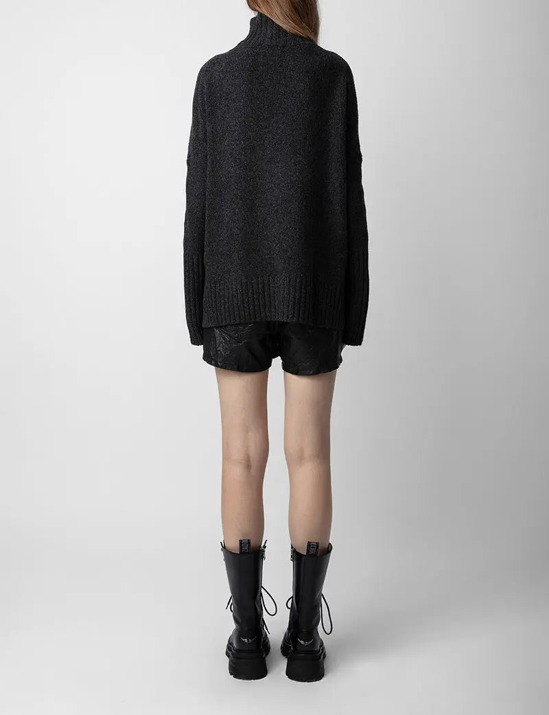 Small niche high neck front short back long heart knitted sweater eprolo